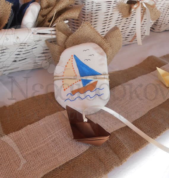 mpomponiera-petra-me-karavi-3